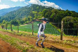 BIB: 9400
                            <button type="button" onclick="openModal(19155192)" class="btn btn-primary btn-sm float-right btn-popup" data-toggle="modal" data-target=".modal-high-quality">
                        <i class="fas fa-shopping-cart"></i> Add to Cart
                    </button>
                                            <button type="button" onclick="isThisMe(19155192, true)" class="btn btn-success btn-sm float-right btn-popup btn-isme hidden" data-toggle="tooltip" data-placement="bottom" title="นี่คือรูปของคุณใช่ไหม คลิกที่นี่เพื่อเอาเข้าอัลบั้ม">
                        <i class="fas fa-plus"></i> Add to album
                    </button>
                    <button type="button" onclick="isThisMe(19155192, false)" class="btn btn-warning btn-sm float-right btn-popup btn-isnotme hidden">
                        <i class="fas fa-ban"></i> Remove from album
                    </button>